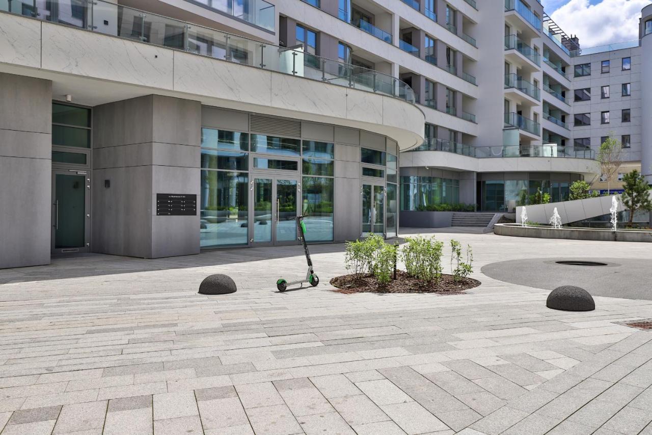 Apartament Vespa Beach Nearby By Noclegi Renters Гдиня Екстериор снимка